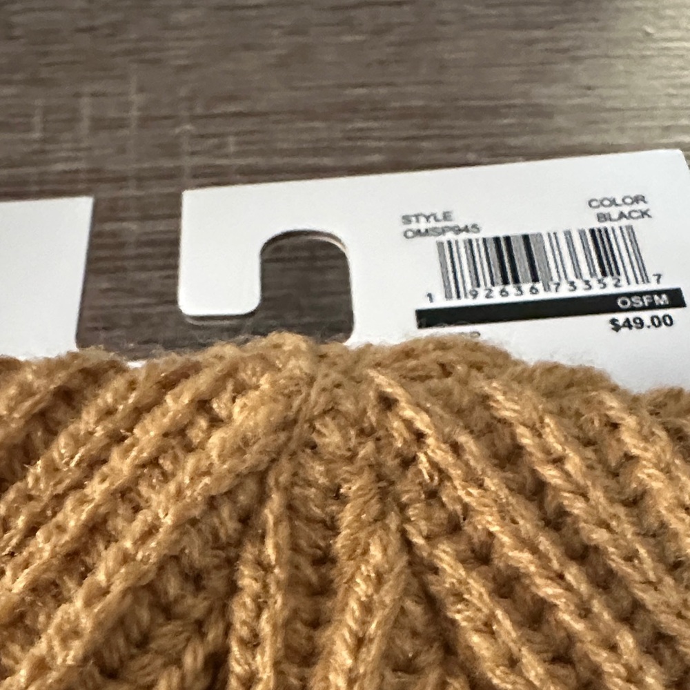 Spyder Ribbed Black Knit Hat New - Picture 3 of 4
